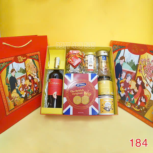 Hộp quà tết 2025 QT184
